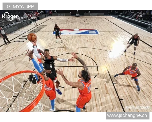 夏季训练不放松麦克丹尼尔斯运球节奏感十足轻松命中撤步三分球