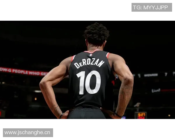 德罗赞幽默回应洛瑞言论称其分析水平堪忧 德罗赞幽默回应洛瑞言论称其分析水平堪忧