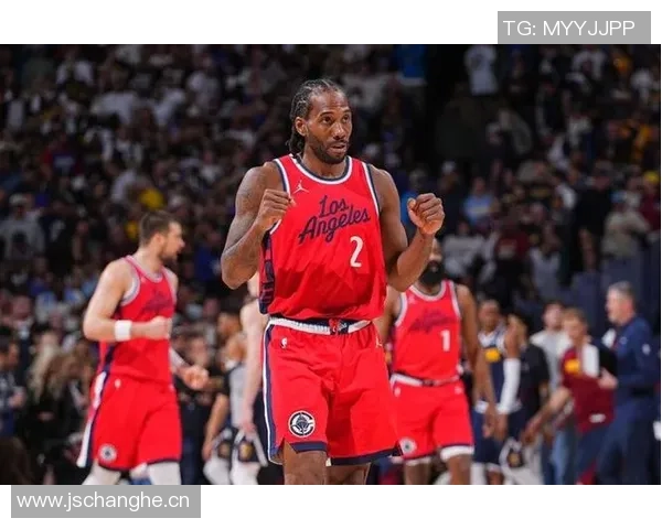 火箭全员积极备战快船训练照曝光KD专注状态引人关注